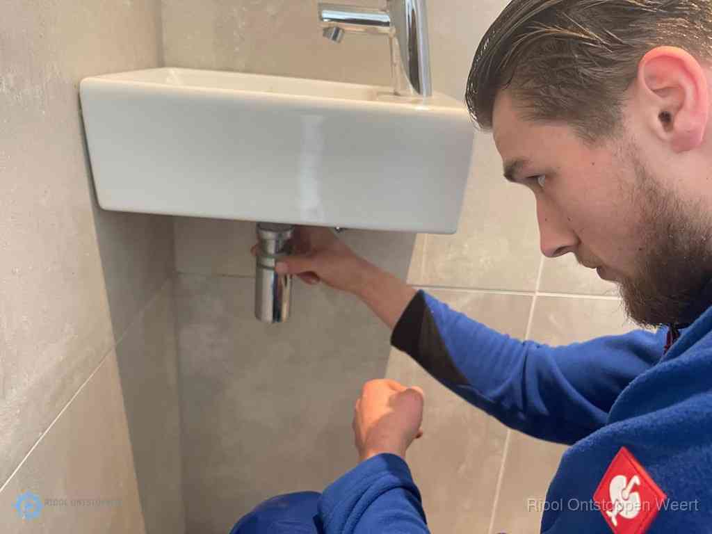 Wastafel Ontstoppen Weert